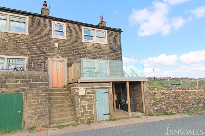 2 Bedroom Cottage For Sale In Alderscholes Lane, Thornton, Thornton, Bradford, BD13