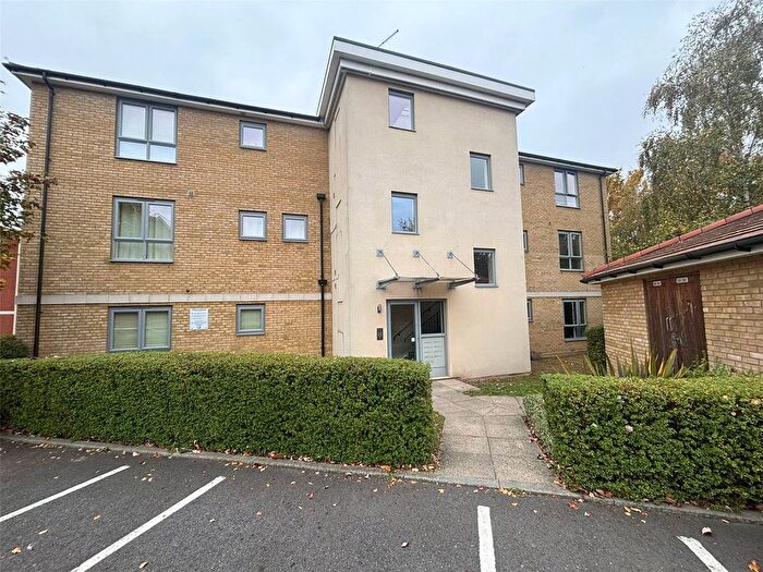1 Bedroom Flat For Sale In Bonham Way, Springhead Parkway, Northfleet, Kent, DA11
