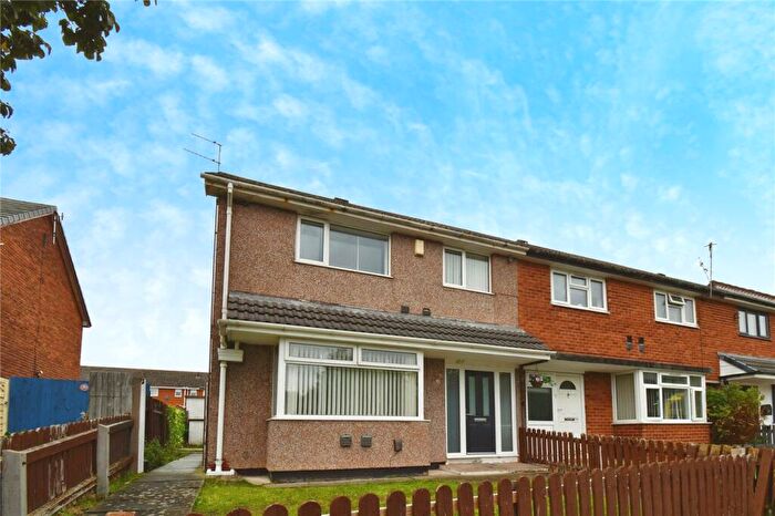 3 Bedroom End Of Terrace House For Sale In Bridle Close, Prenton, Merseyside, CH43