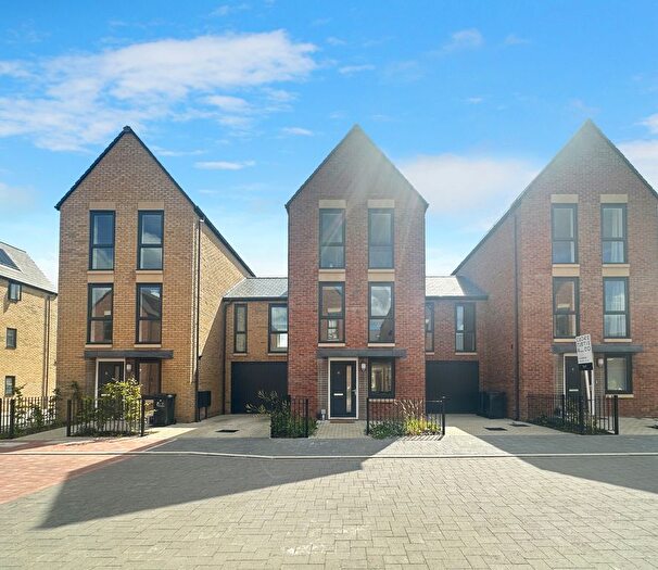 4 Bedroom Terraced House To Rent In Deacon Drive, Trumpington, Cambridge, CB2