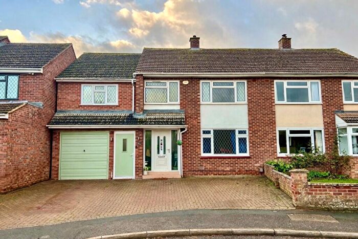 4 Bedroom Semi Detached House For Sale In Newmarket, Suffolk, CB8