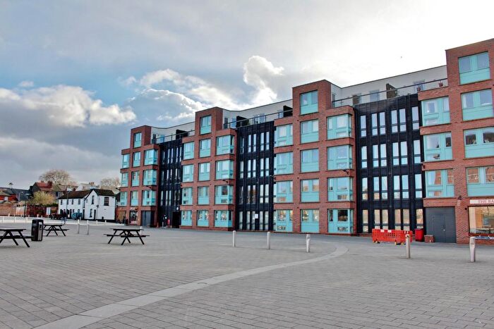 2 Bedroom Flat To Rent In Barge Arm, The Docks, Gloucester, GL1