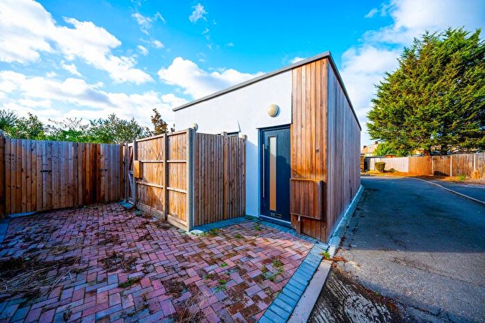 2 Bedroom Terraced House To Rent In Innes Close, Merton Park, London, SW20
