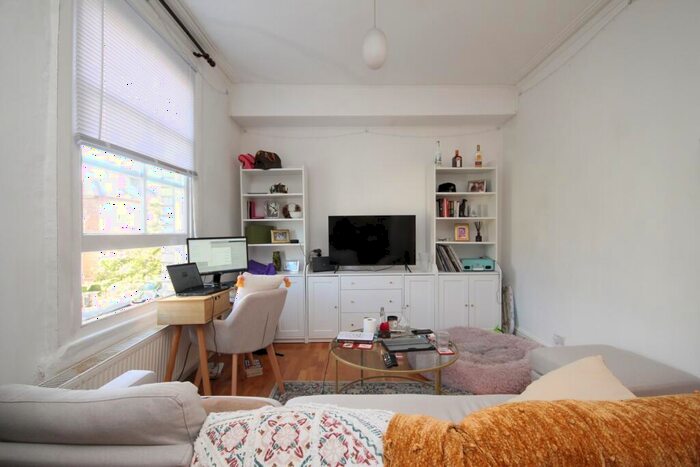 1 Bedroom Flat To Rent In Beacon Hill, Islington, N7