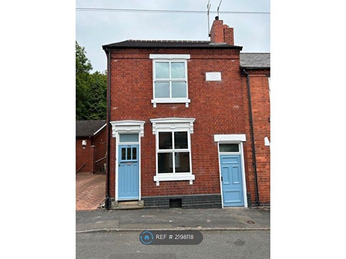 2 Bedroom End Of Terrace House To Rent In Wrights Lane, Cradley Heath, B64