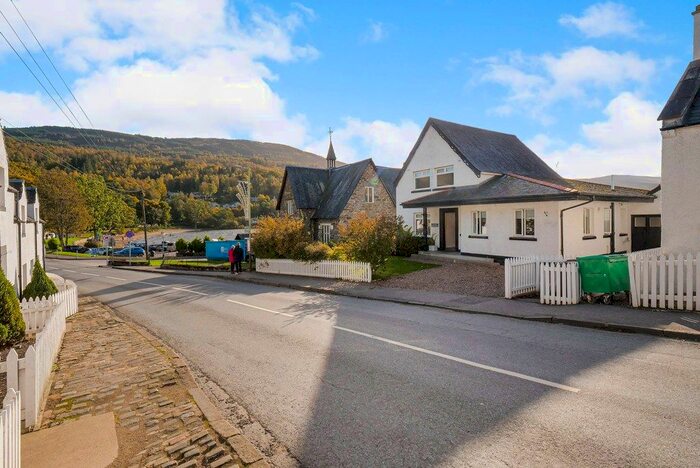 5 Bedroom Detached House For Sale In Aberfeldy Street, Kenmore PH15