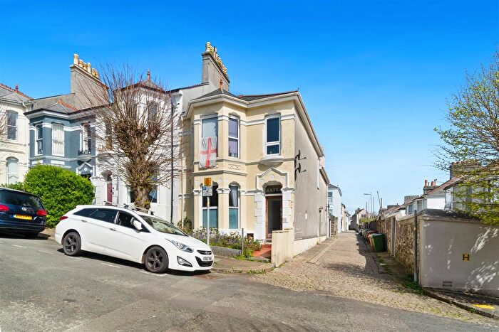 Studio To Rent In Beatrice Avenue, Lipson, Plymouth, PL4