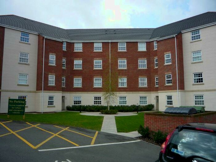 2 Bedroom Flat To Rent In Birkby Close, Hamilton, LE5