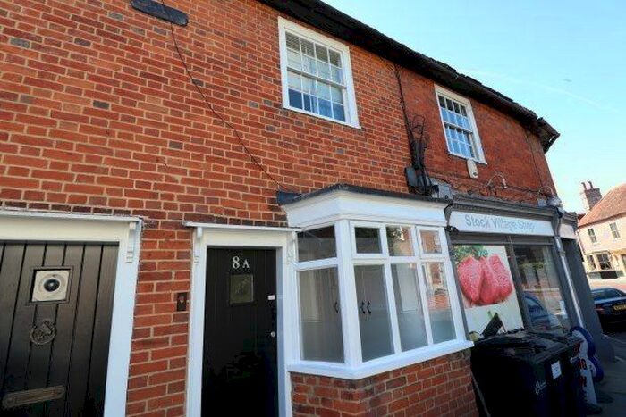 2 Bedroom Flat To Rent In Mill Road, Ingatestone, CM4