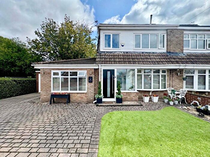 3 Bedroom Semi Detached House For Sale In Malvern Close, Liverpool, L32