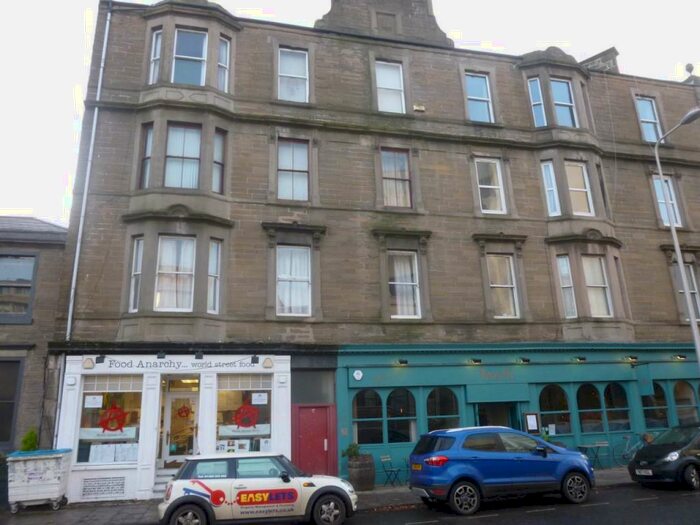 3 Bedroom Flat To Rent In / Perth Road, DD1