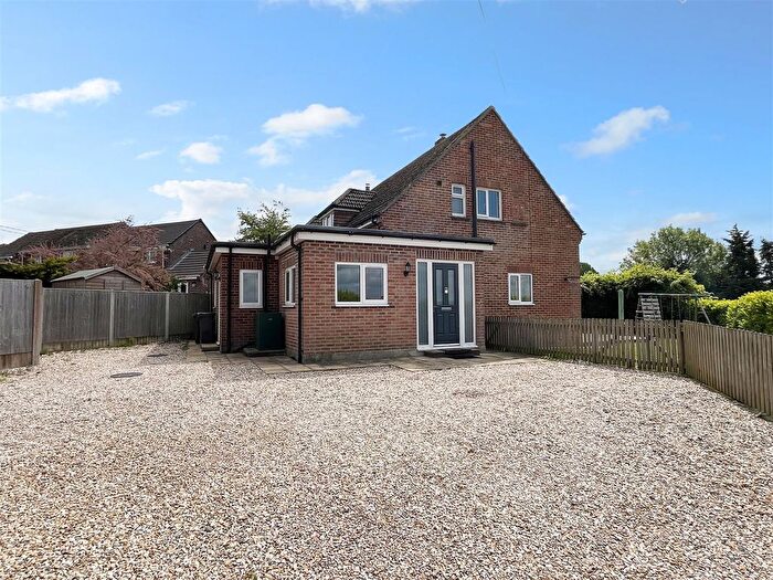 3 Bedroom Semi-Detached House To Rent In Kingston, Sturminster Newton, DT10
