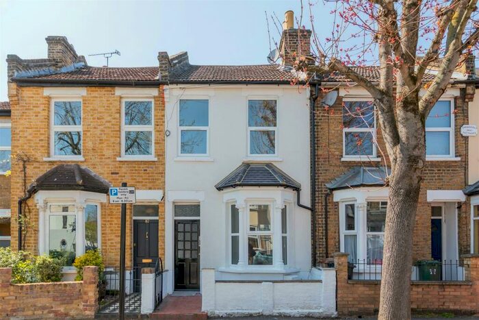 2 Bedroom Terraced House To Rent In Springfield Road, Walthamstow, E17