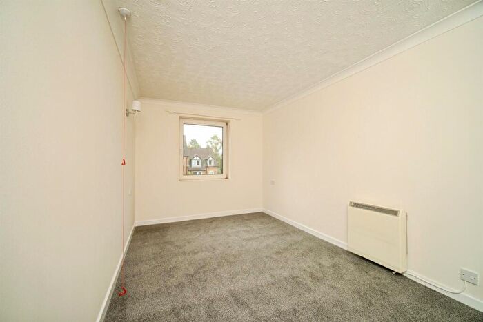 1 Bedroom Retirement Property To Rent In Mckernan Court, High Street, Sandhurst, GU47