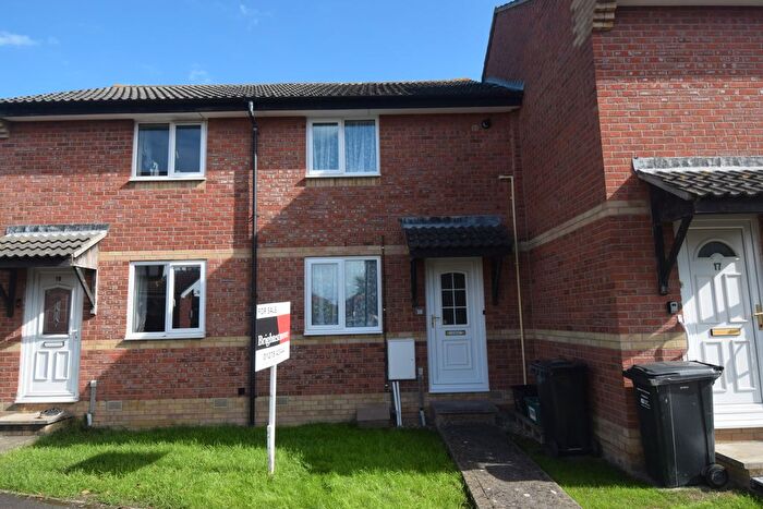 2 Bedroom Terraced House For Sale In Thompson Close, Bridgwater, Somerset, TA6