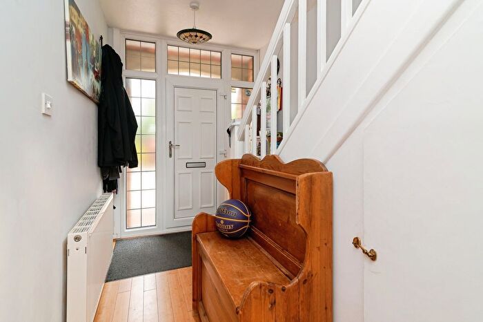 4 Bedroom Detached House For Sale In Halberton Drive, West Bridgford, Nottinghamshire, NG2