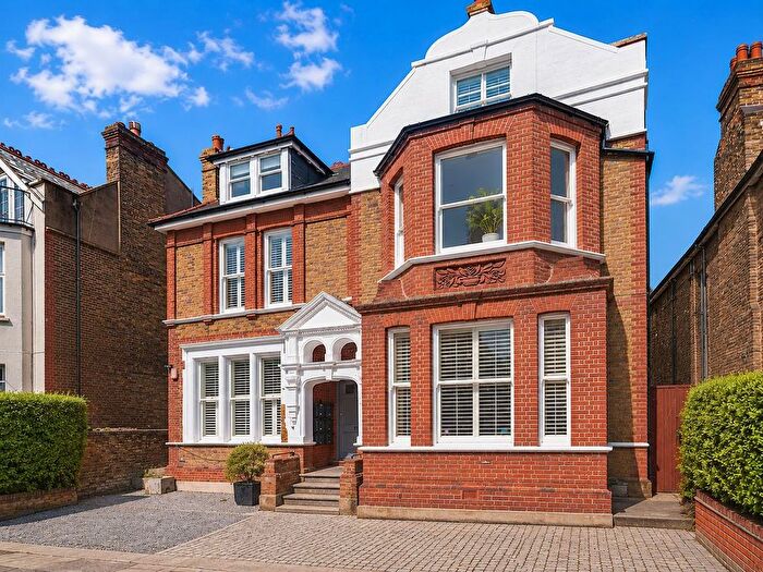 1 Bedroom Flat For Sale In Madeley Road, Ealing, W5