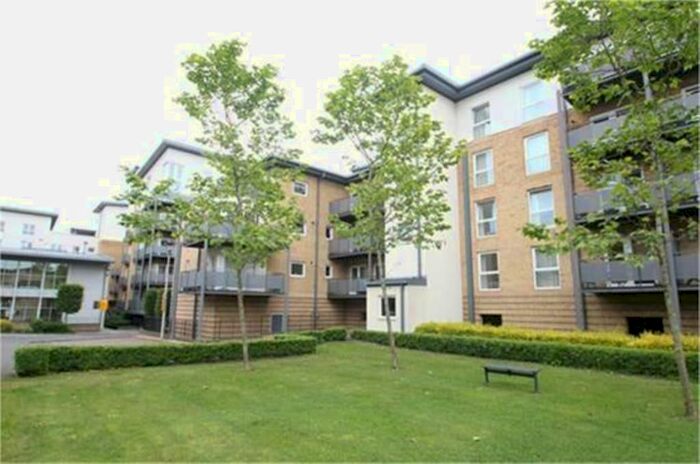 2 Bedroom Flat To Rent In Cassio House, Manhattan Avenue, Watford, WD18