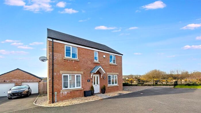 4 Bedroom Detached House For Sale In Heol Y Plas, Carway, Kidwelly, SA17