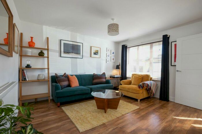 3 Bedroom Terraced House For Sale In Kinlouch Crescent, Rosewell, EH24