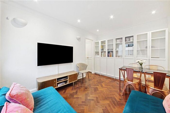 1 Bedroom Flat For Sale In Thackeray Court, London, SW3