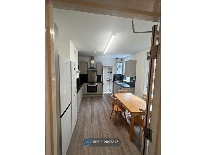 5 Bedroom Terraced House To Rent In Wellsway, Bath, BA2