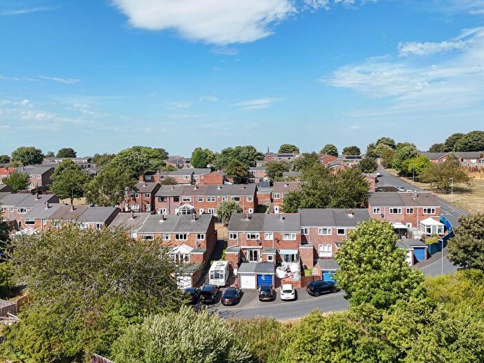 3 Bedroom Terraced House For Sale In Gainsborough Road, Stanley, DH9
