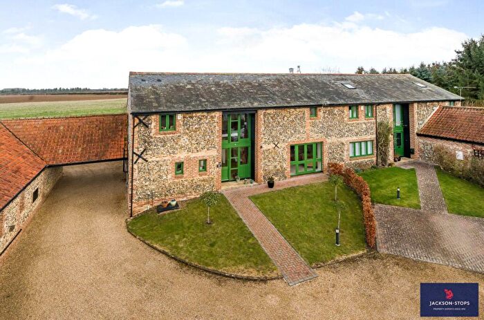 4 Bedroom Barn Conversion For Sale In The Street, Snailwell, Newmarket, Suffolk, CB8