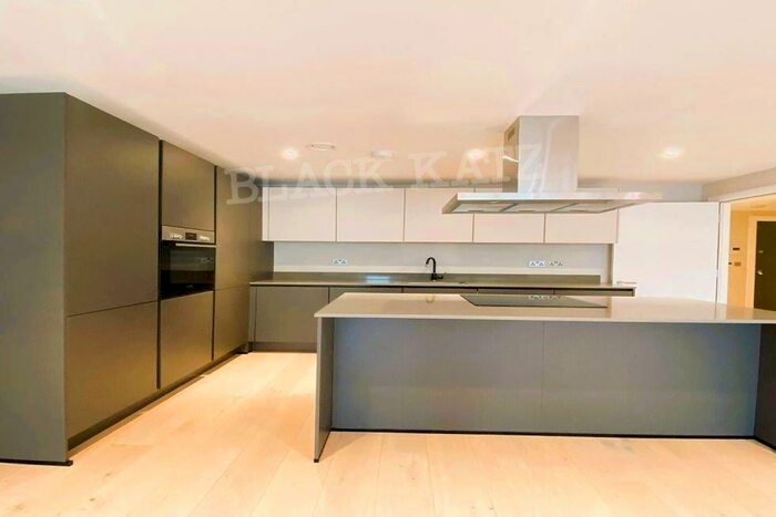 3 Bedroom Flat To Rent In Tottenham Lane, N8