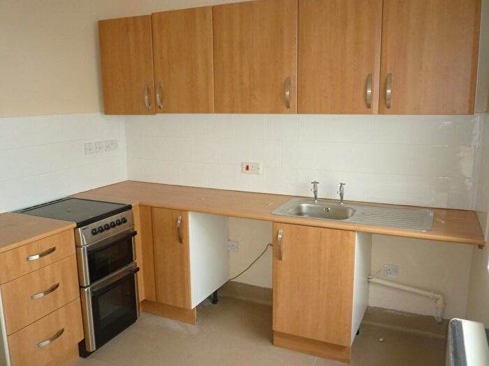 2 Bedroom Flat To Rent In Regent Street, Kingswood, Bristol, BS15