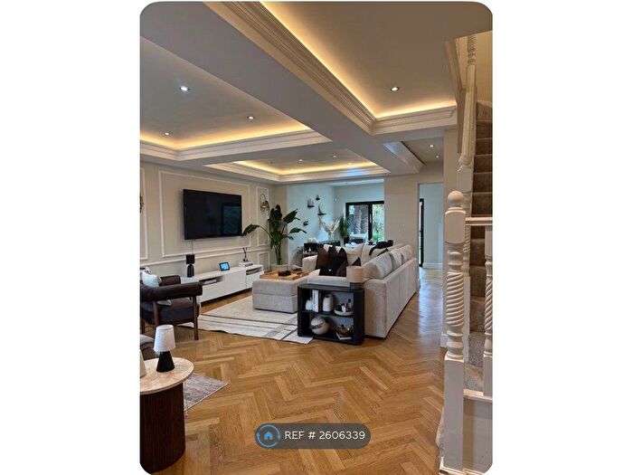 3 Bedroom Semi-Detached House To Rent In Empire Road, Greenford, UB6