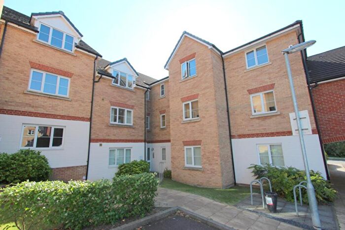 2 Bedroom Flat To Rent In Monarch Way, Leighton Buzzard, LU7