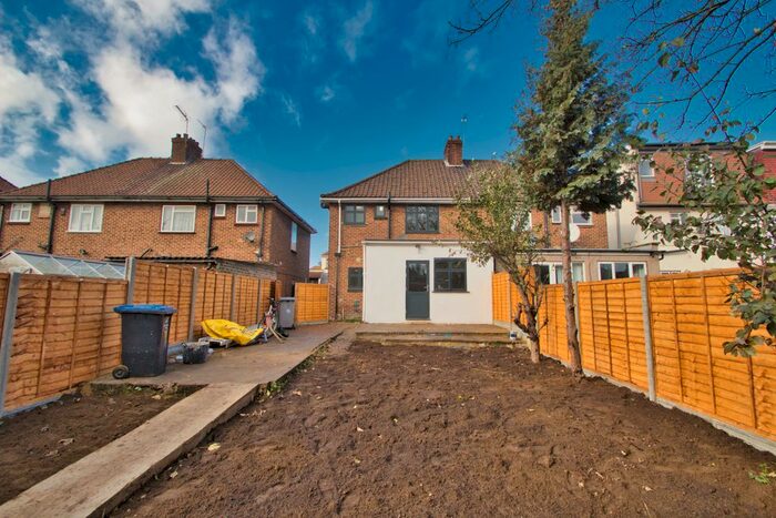 4 Bedroom Semi-Detached House To Rent In Sylvia Gardens, Stonebridge, Wembley HA9