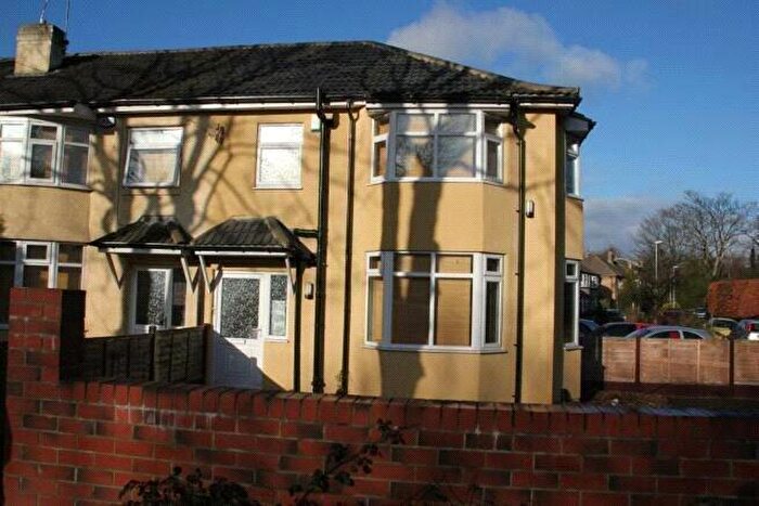 1 Bedroom House To Rent In Shaw Lane, Leeds, LS6