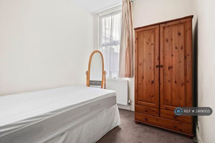 4 Bedroom Terraced House To Rent In Swinnerton Street, Homerton Hackney East London, E9