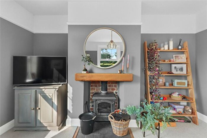 4 Bedroom Detached House For Sale In Station Road, Berwick, East Sussex, BN26