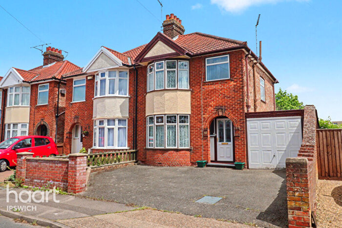 3 Bedroom Semi Detached House For Sale In Nelson Road, Ipswich, IP4
