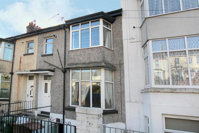 1 Bedroom Flat To Rent In Old Laira Road, Laira, Plymouth, PL3