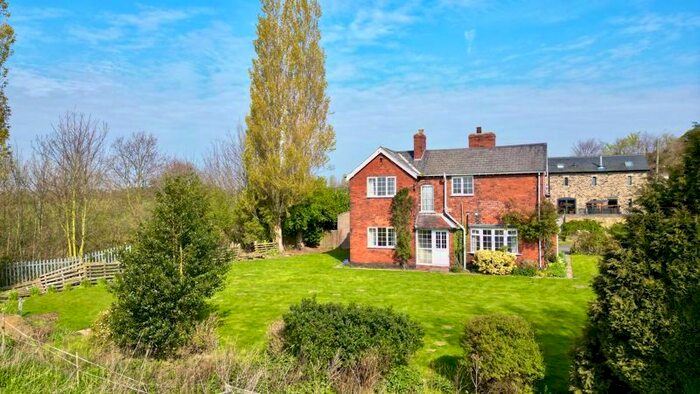 3 Bedroom Farmhouse For Sale In Hundhill, East Hardwick, Pontefract, WF8