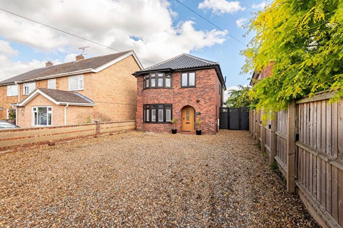 4 Bedroom Detached House For Sale In Wroxham Road, Sprowston, NR7