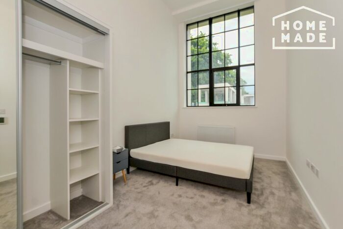 2 Bedroom Flat To Rent In Truscon House, Carnation Gardens, UB3