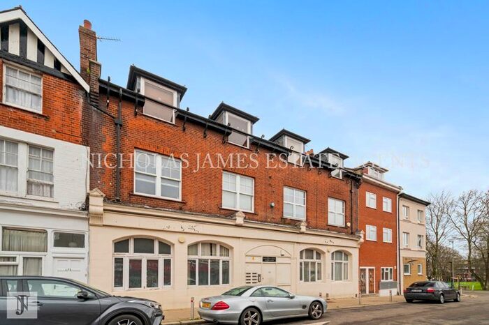 2 Bedroom Flat To Rent In Northern Star House, High Road, N11