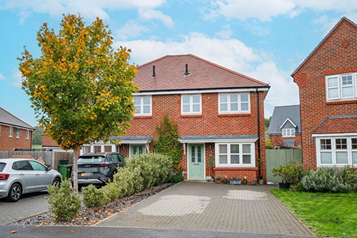 3 Bedroom Semi-Detached House For Sale In Buckthorn Road, Whitchurch, RG28
