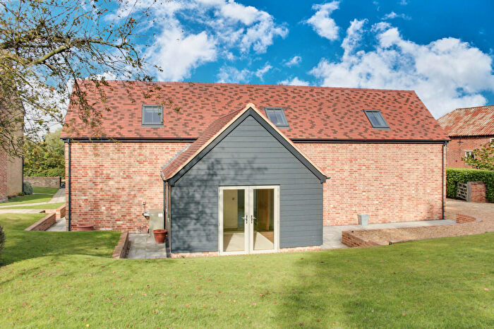 3 Bedroom Barn Conversion To Rent In High Street, Abbotsley, St Neots, PE19