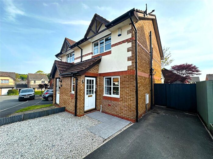 2 Bedroom End Of Terrace House To Rent In Manor View, Par, Cornwall, PL24