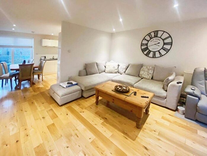 2 Bedroom Flat For Sale In Out Downs, Deal, Kent, CT14