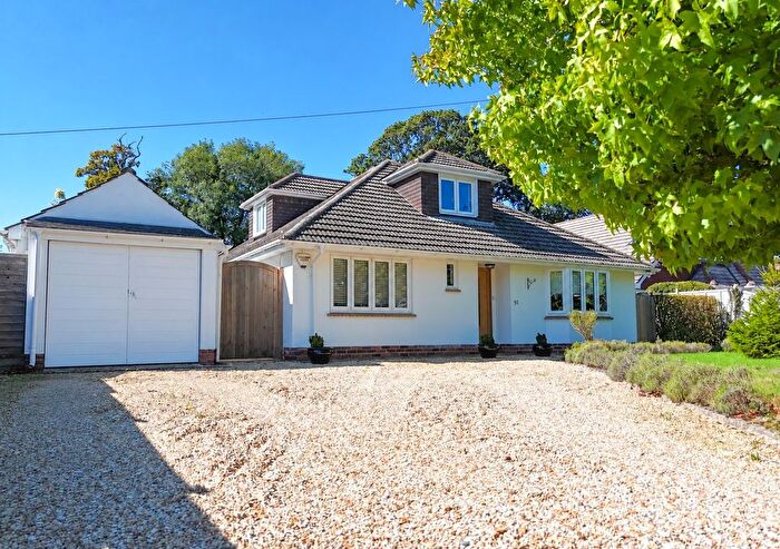 4 Bedroom Detached House For Sale In Brook Avenue North, New Milton, BH25