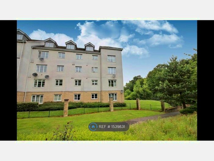 2 Bedroom Flat To Rent In Queens Crescent, Livingston, EH54