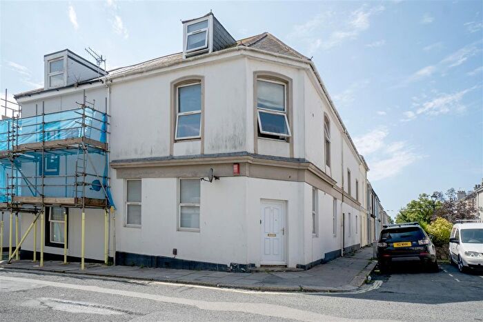 2 Bedroom Flat To Rent In Anstis Street, Plymouth, PL1