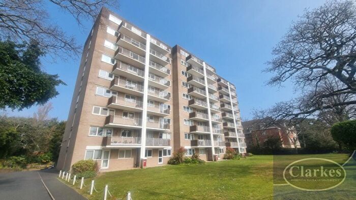 2 Bedroom Flat For Sale In Bourne Pines, Bournemouth, BH1